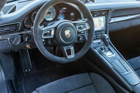Porsche Carrera 911 GTS