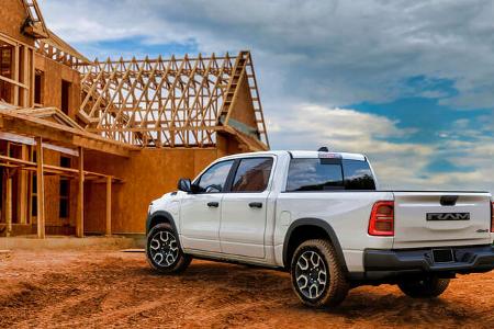 12/2024 Ram 1500 Ramcharger Modelljahr 2025