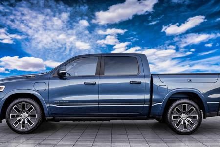 12/2024 Ram 1500 Ramcharger Modelljahr 2025