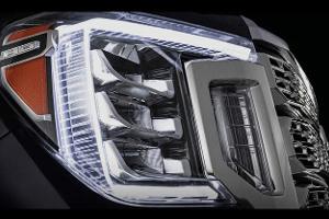 Schwergewicht mit Diesel-V8