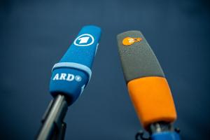 ARD und ZDF sagen zweites TV-Duell Habeck - Weidel ab