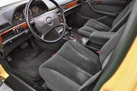 Mercedes 560 SEL, Cockpit