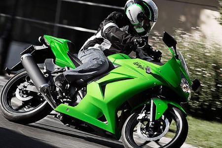 Motorrad 48 PS Kawasaki Ninja 250R