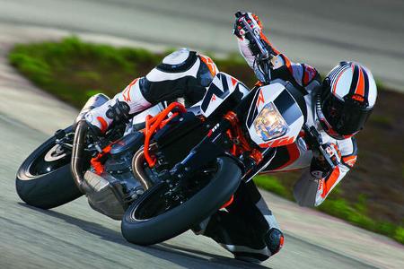Motorrad 48 PS KTM 690 Duke R