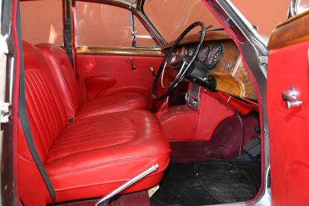 Jaguar MK II, Fahrersitz