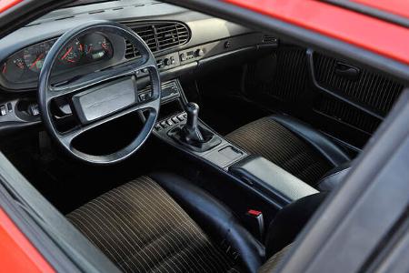 Porsche 944, Cockpit