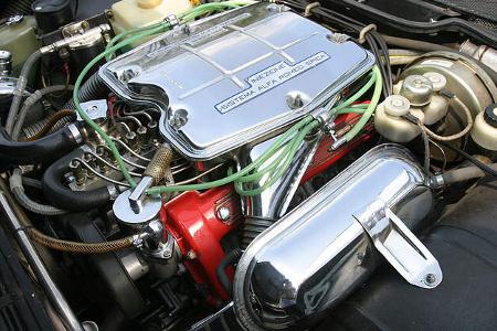 Alfa Romeo Montreal
