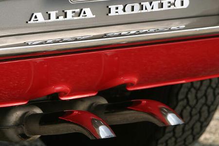 Alfa Romeo Montreal