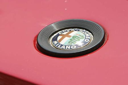 Alfa Romeo Montreal