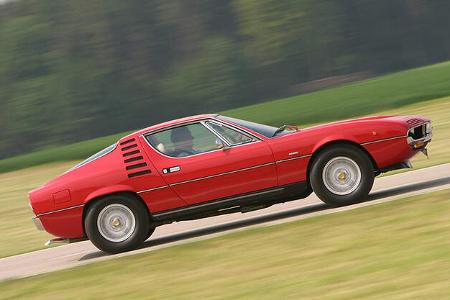 Alfa Romeo Montreal
