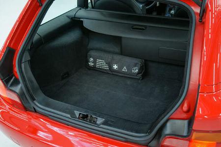 BMW Z3 Coupé 2.8i (E36/8) Kofferraum