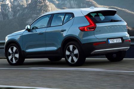 Volvo XC40 (2018) Amazon blue