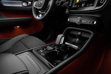 Volvo XC40 (2018) Studio