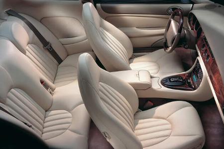 Jaguar XK8