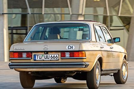 Mercedes-Benz 300 D, Heckansicht
