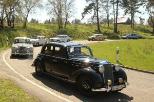 50 Jahre Mercedes-Mittelklasse im Vergleich