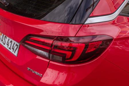 Opel Astra Sports Tourer 1.6 Biturbo CDTI, Heckleuchte