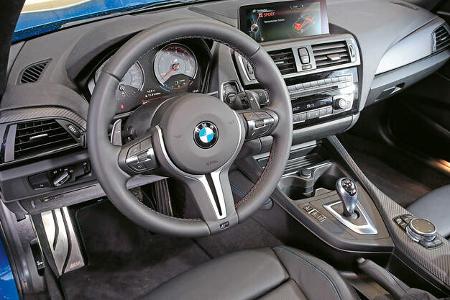 BMW M2, Cockpit