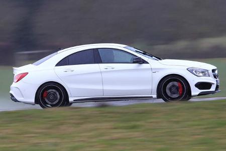 Mercedes-AMG CLA 45, Seitenansicht