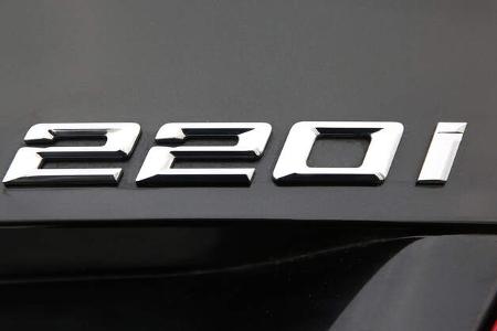 BMW 220i Active Tourer, Typenbezeichnung