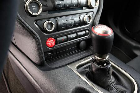 Shelby GT350 Mustang, Schalthebel