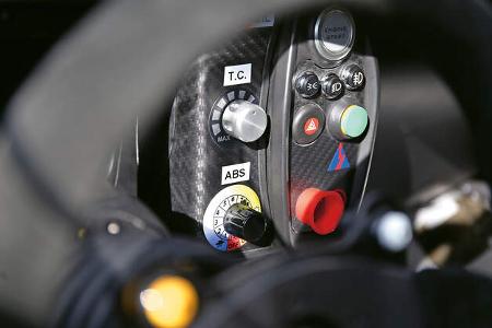 Lotus 3-Eleven, Bedienelemente