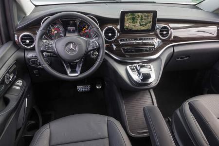 Mercedes V 250 d 4Matic lang, Cockpit