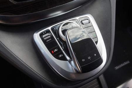 Mercedes V 250 d 4Matic lang, Bedienelemente