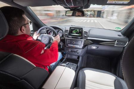 Mercedes GLE 500e, Cockpit