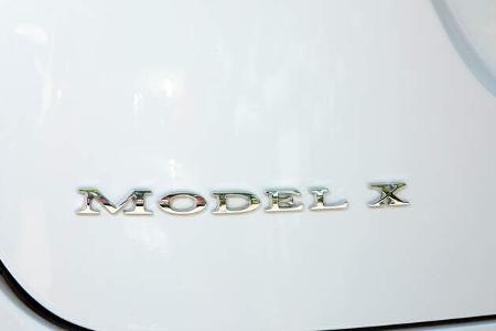 Tesla Model X 2016