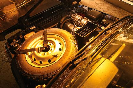 Lada 4x4 Urban, Ersatzrad