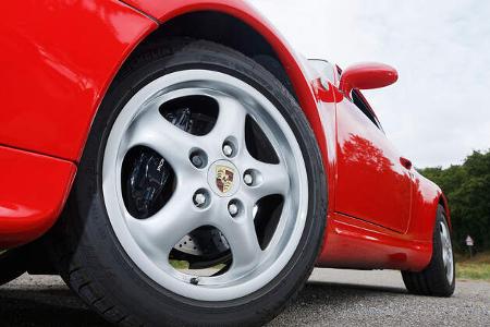 Porsche-911-Carrera-993-und-996-im-Fahrbericht