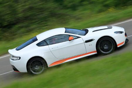 Aston Martin V12 Vantage S, Seitenansicht