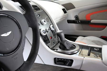 Aston Martin V12 Vantage S, Schalthebel