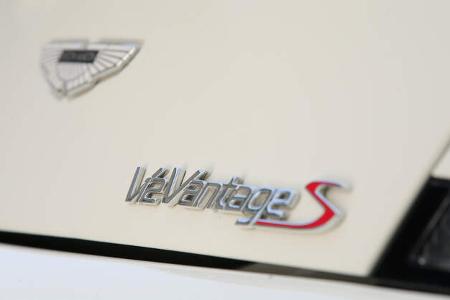 Aston Martin V12 Vantage S, Typenbezeichnung