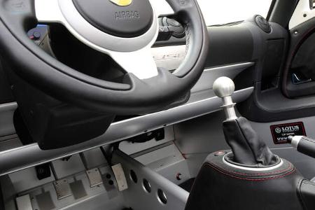 Lotus Elise Cup 250, Schalthebel
