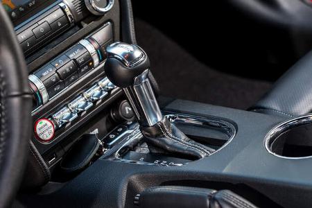 Ford Mustang GT Fastback 5.0 V8, Mittelkonsole