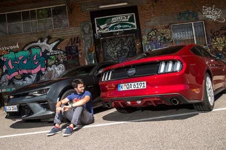 Chevrolet Camaro Coupé 6.2 V8, Ford Mustang GT Fastback 5.0 V8