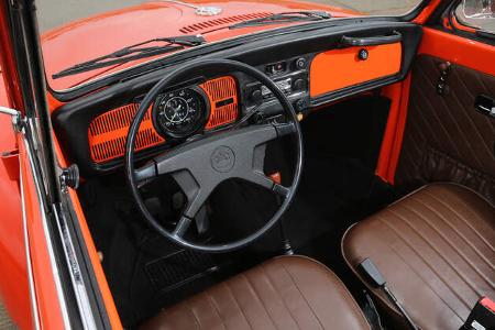 VW Käfer 1302 LS Cabriolet, Cockpit