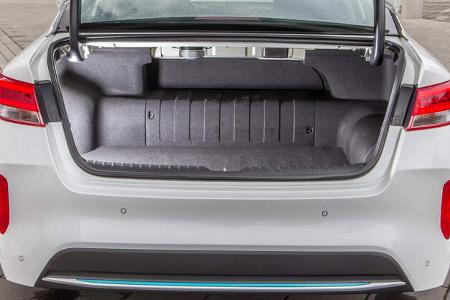 Kia Optima 2.0 GDI Plug-in, Kofferraum