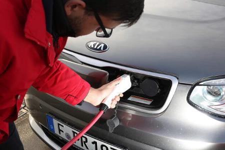Kia Soul EV, Ladeanschluss