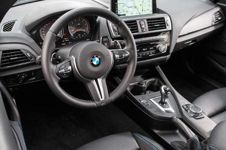 BMW M2 Coupé, Cockpit