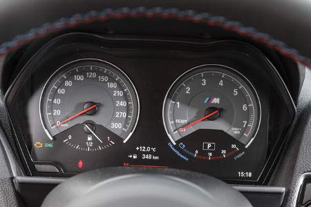 BMW M2 Coupé, Anzeigeinstrumente
