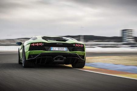 Lamborghini Aventador S, Fahrbericht, 01/2017