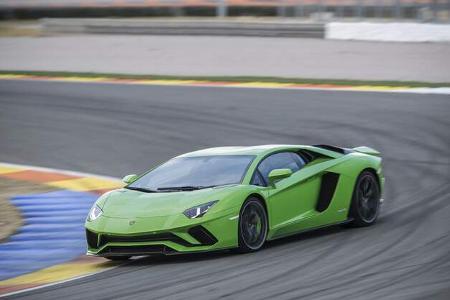 Lamborghini Aventador S, Fahrbericht, 01/2017