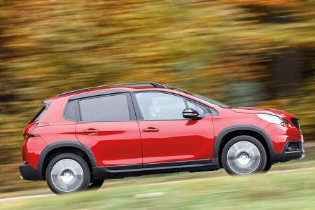 Peugeot 2008 BlueHDi 120, Seitenansicht