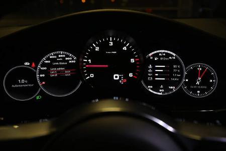 Porsche Panamera 4S Diesel, Anzeigeinstrumente