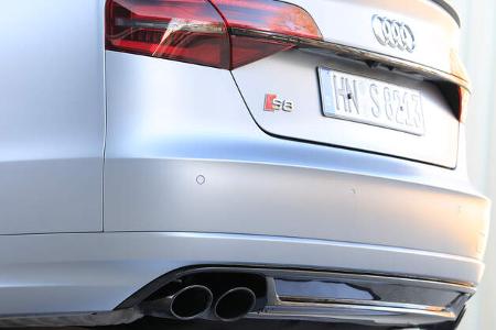 Audi S8 Plus, Endrohre