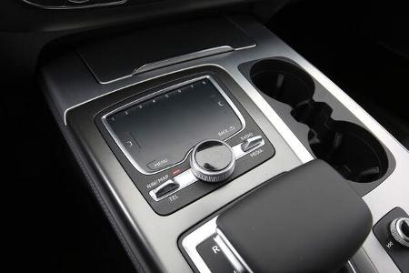 Audi Q7 3.0 TDI Quattro, Bedienelemente