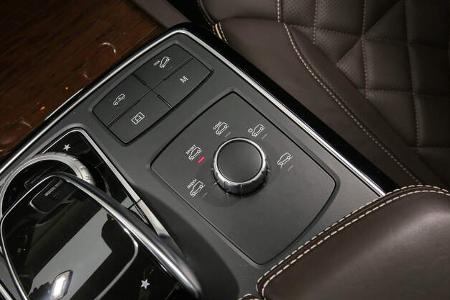 Mercedes GLS 350 d 4Matic, Bedienelemente